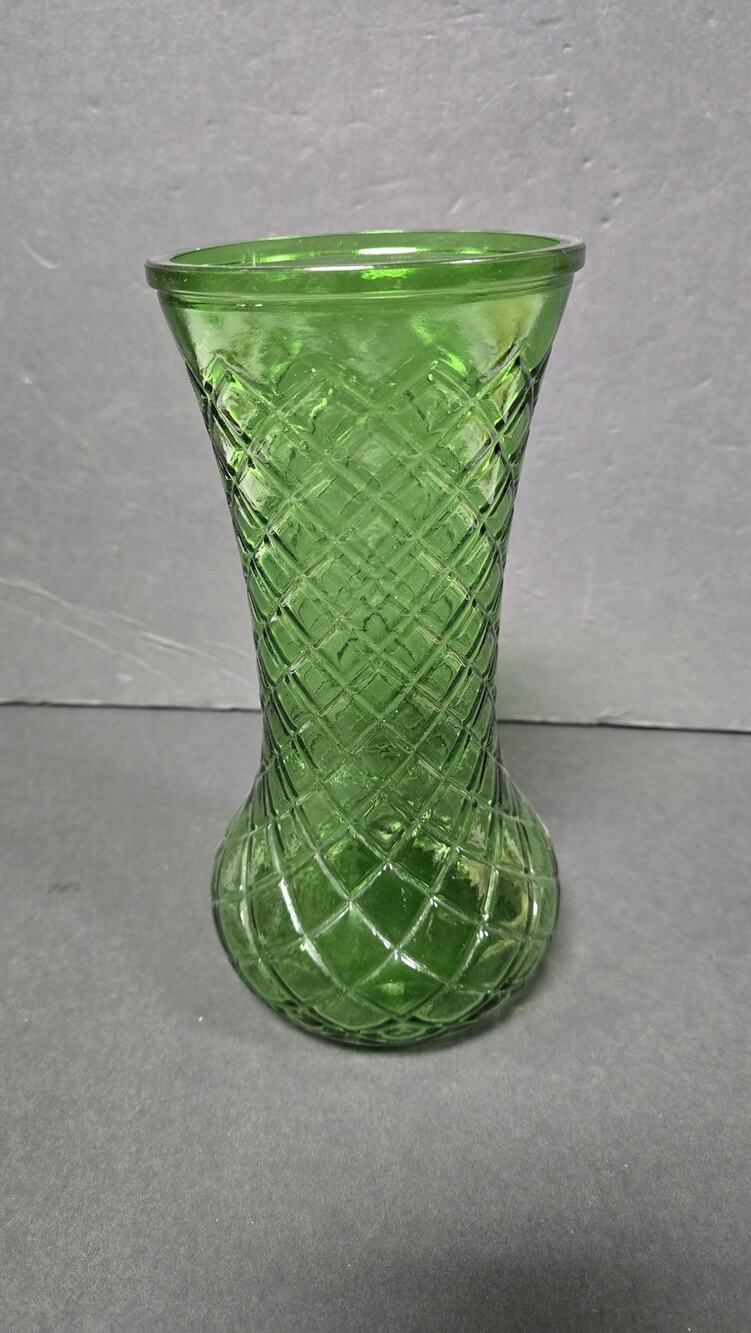 Vintage Hoosier Glass Green Diamond Pressed Vase 4087 Table Decor